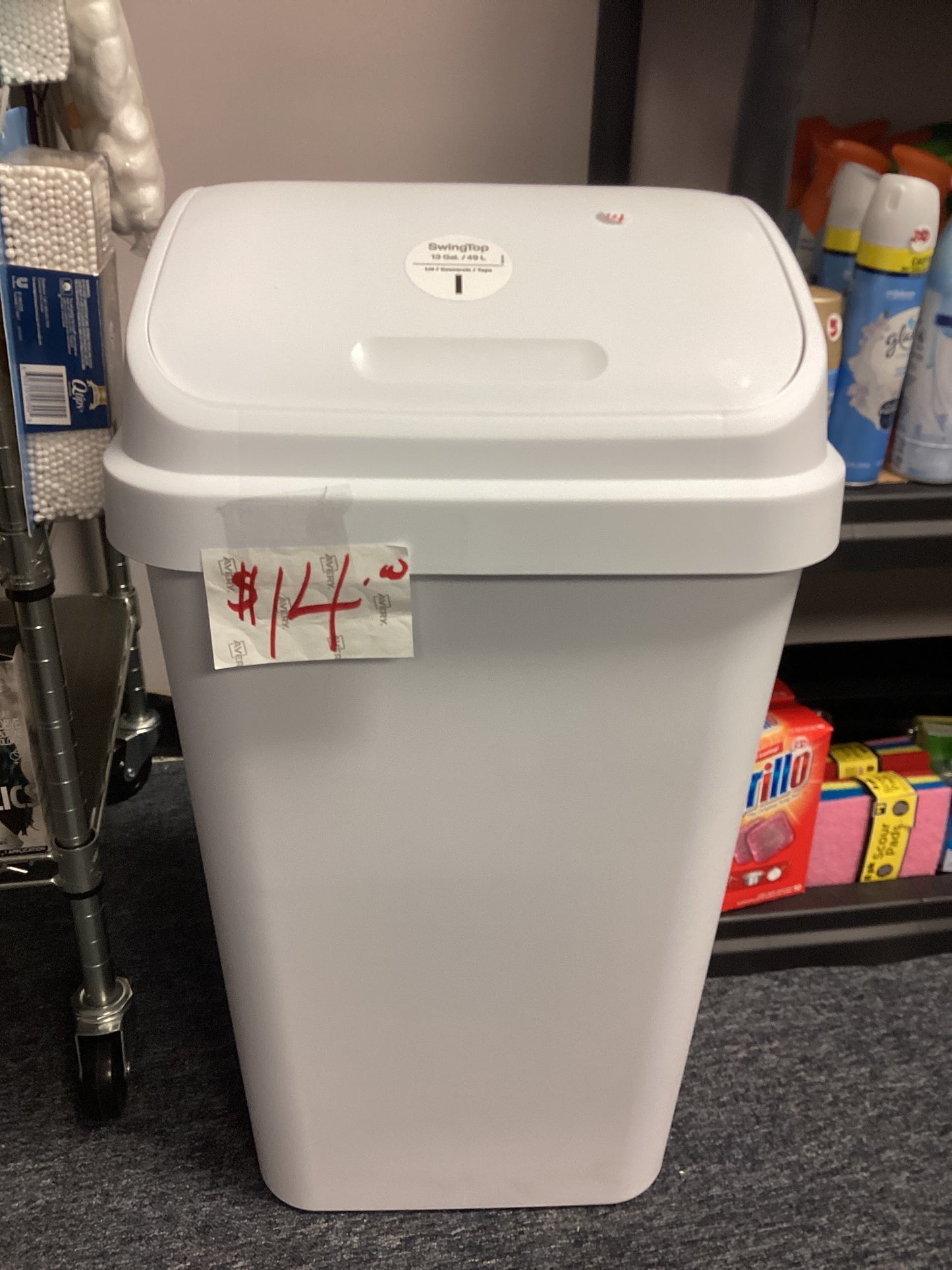 Swing top trash can 13gal