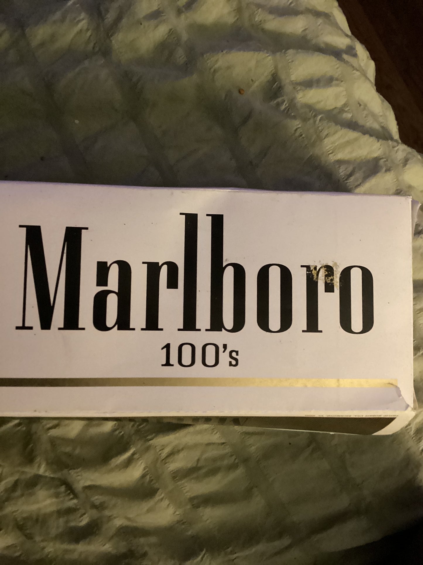 Marlboro 100s gold box cigarettes