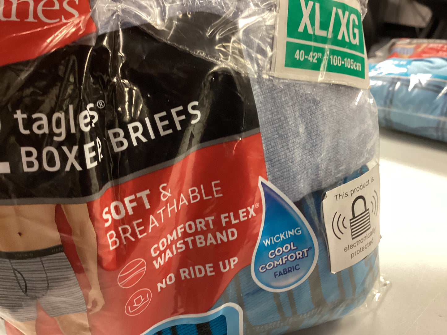Hanes tagless boxer briefs (XL)