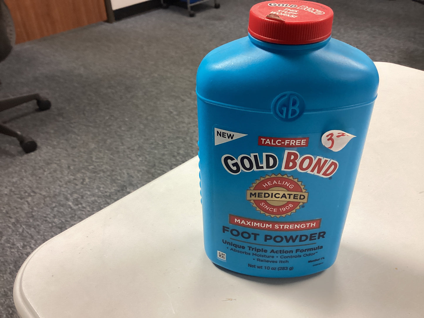 Gold Bond medicated foot powder