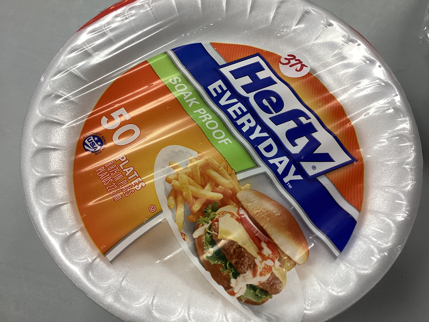 Hefty paper plates