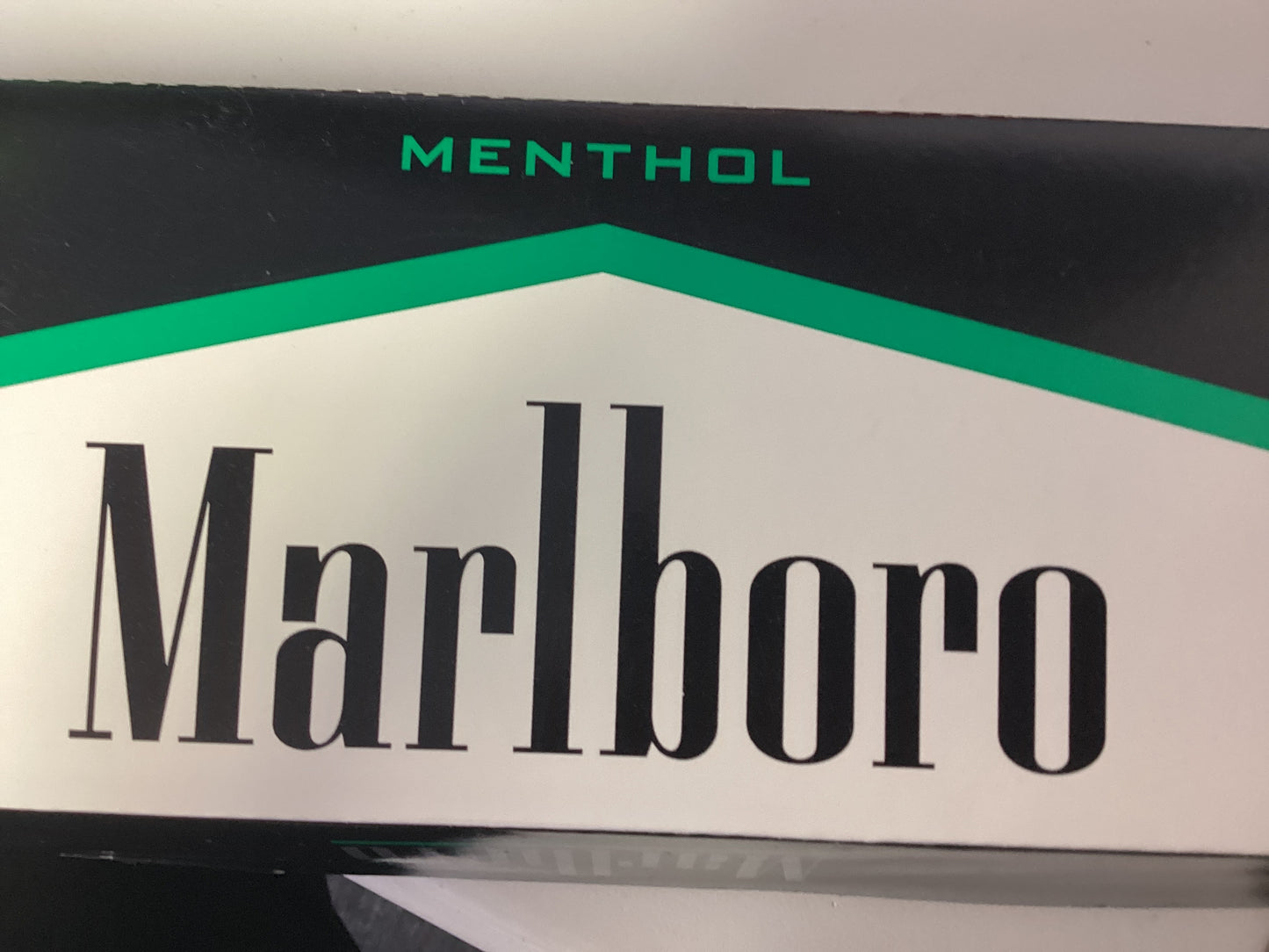 Marlboro menthol blk box cigarettes