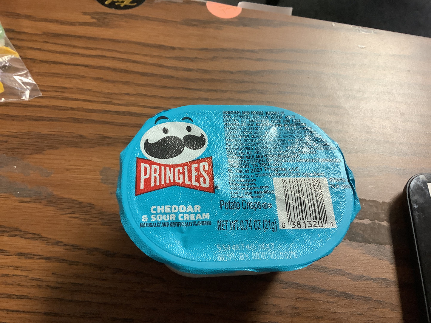 Pringles chips (mini) sour cream & onion