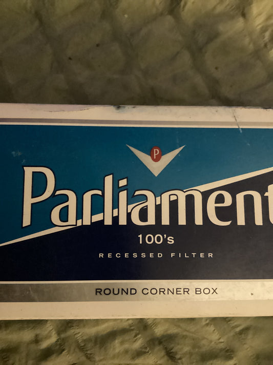 Parliament 100s cigarettes