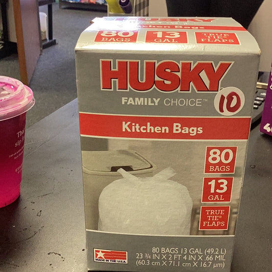 Husky trash bags w/drawstring