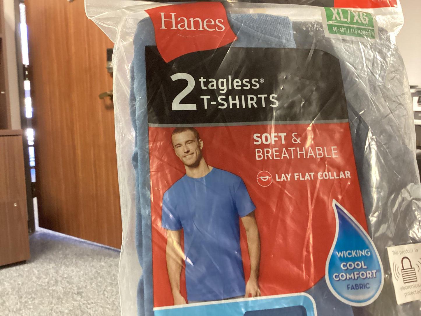 Hanes tagless T-shirt (XL)