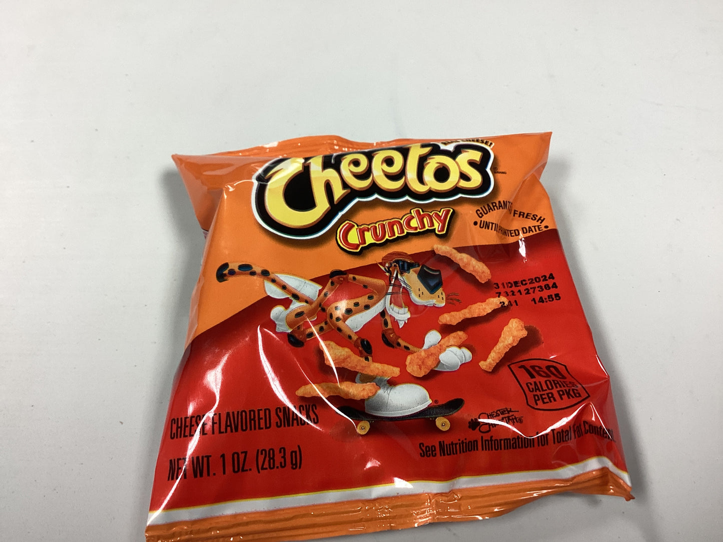 Cheetos crunchy chips