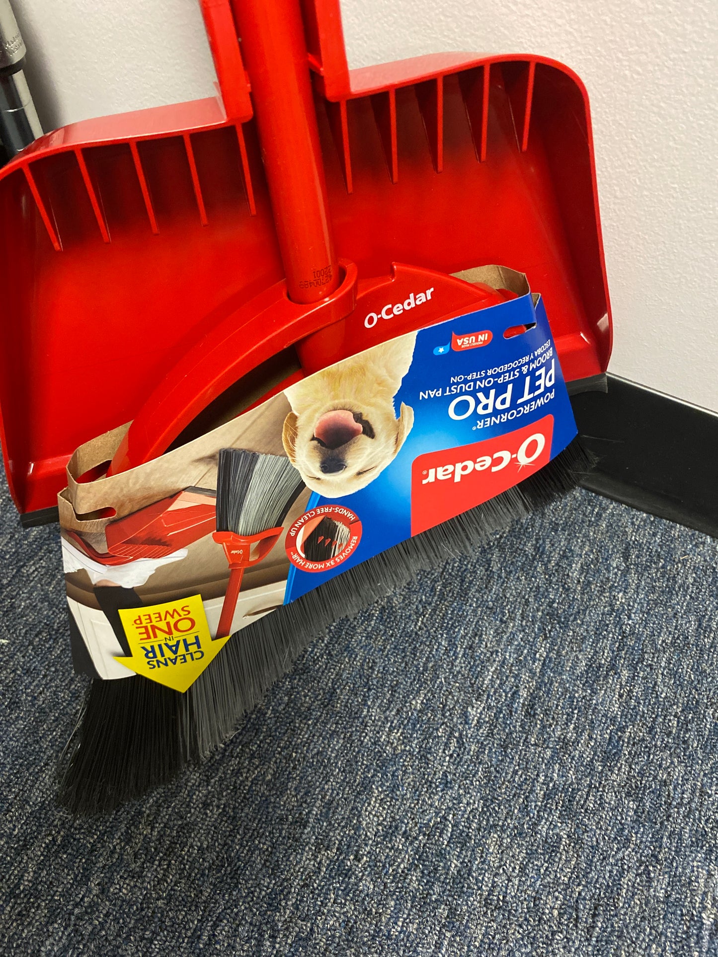 O-Cedar broom & dustpan