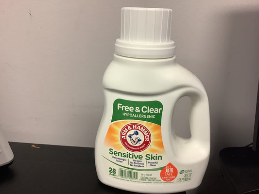 Arm & Hammer laundry detergent (white top)