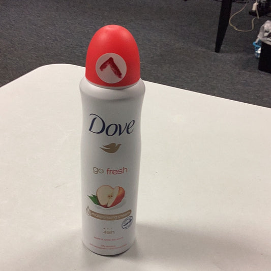 DOVE spray deodorant women