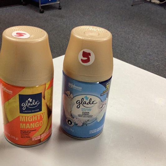 Glade refill (auto spray)