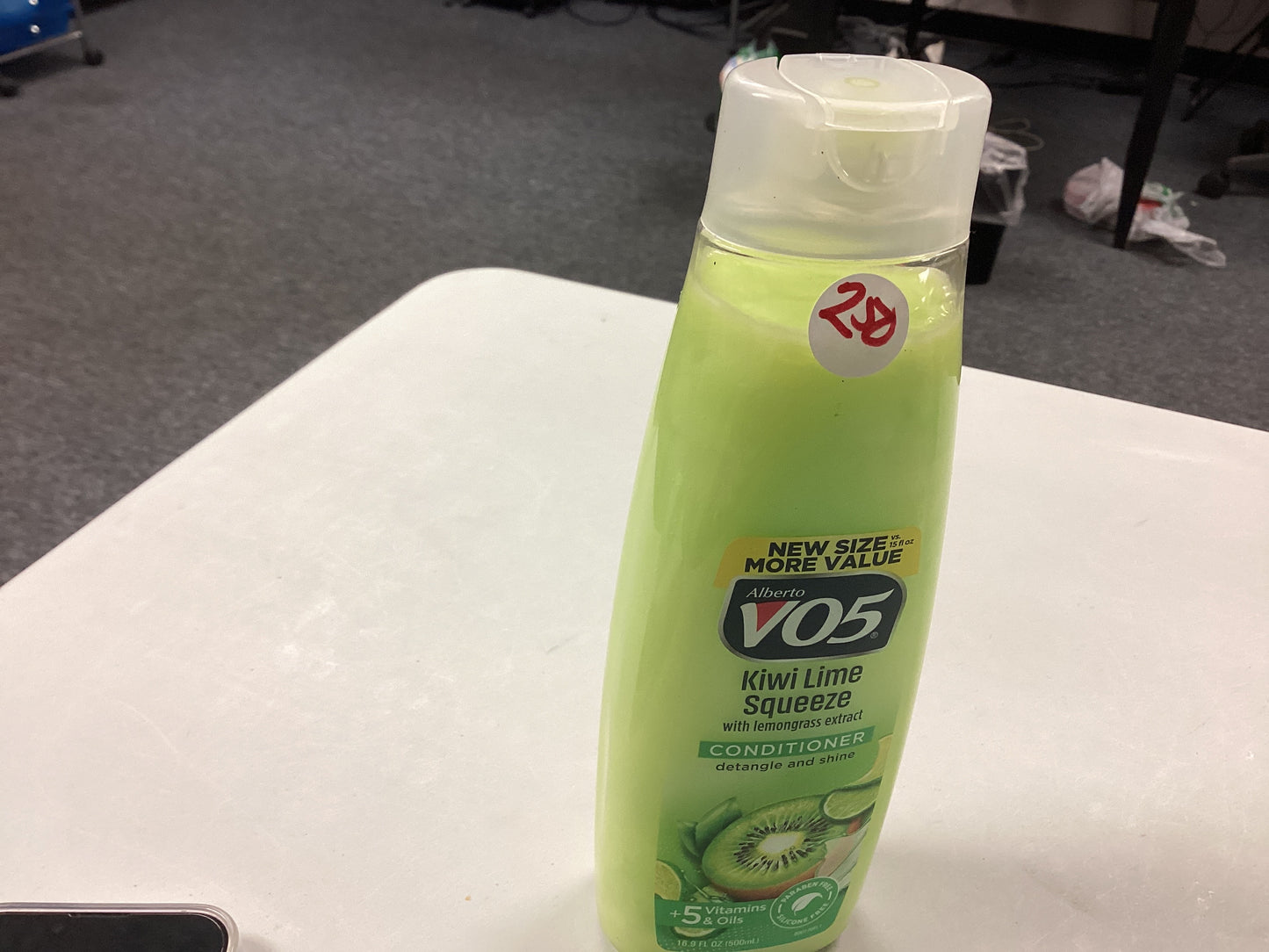 VO5 kiwi lime squeeze conditioner