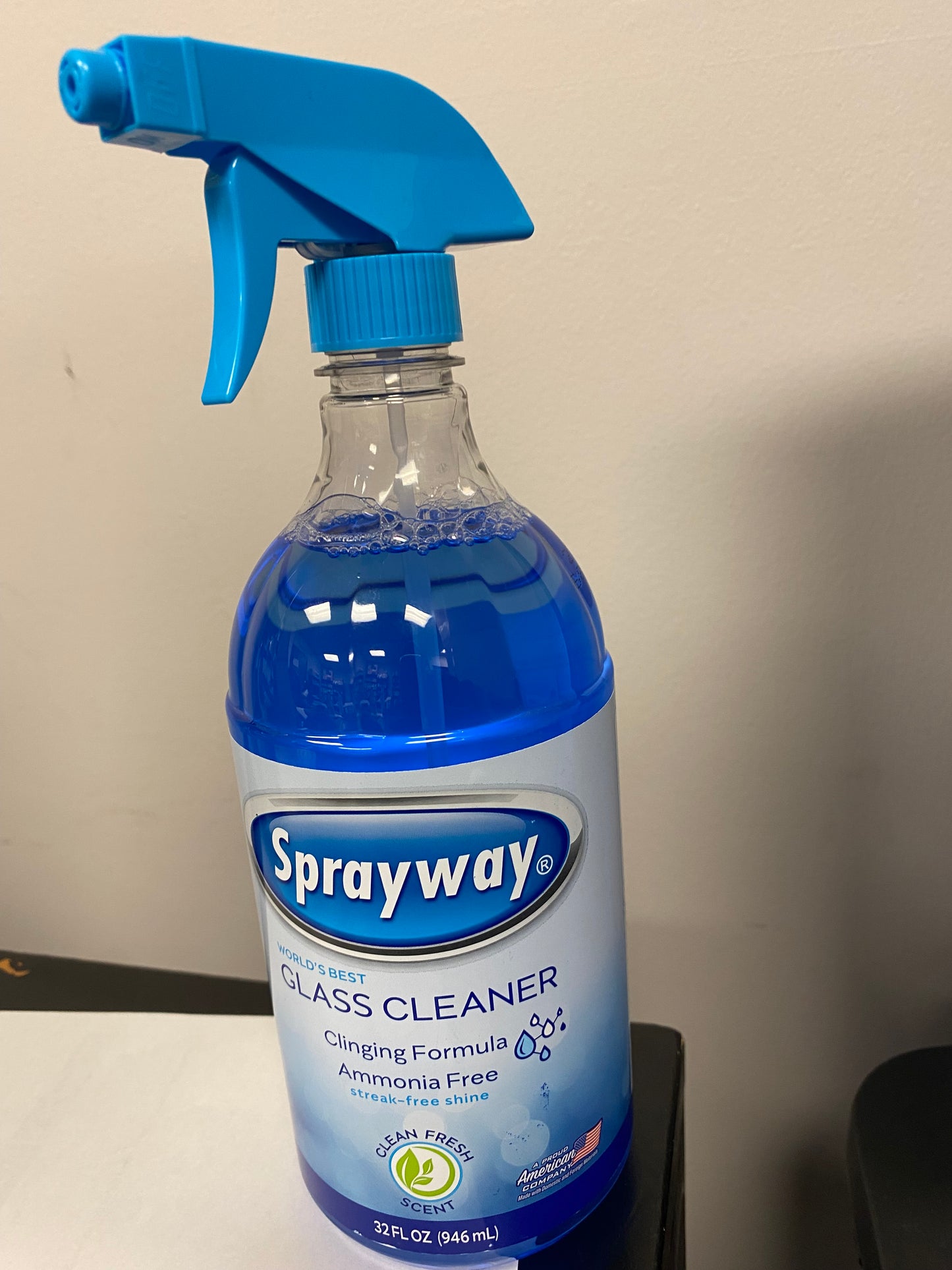 Sprayway Glass Cleaner liquid spray